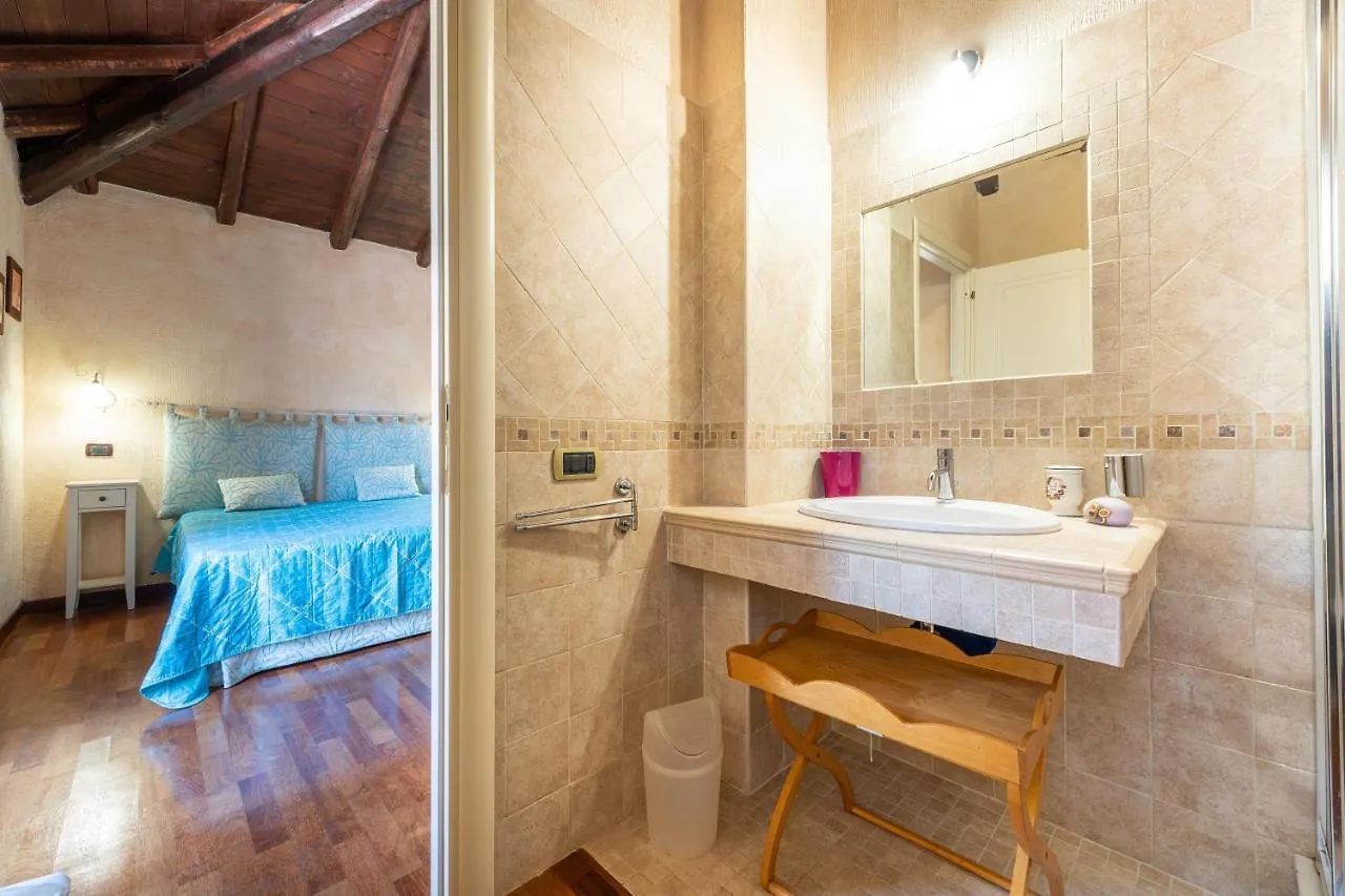 Villa Licia San Pietro 카스티아다스 이탈리아